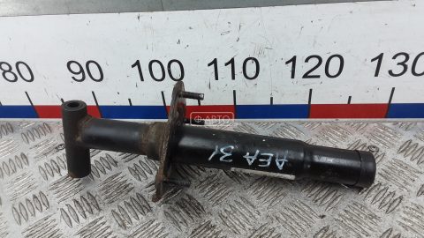 Крепление бампера заднее