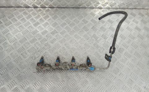 Топливная рампа бензиновая