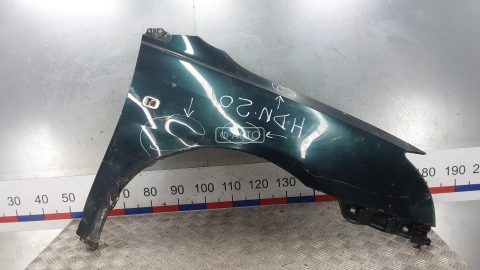 Крыло переднее правое