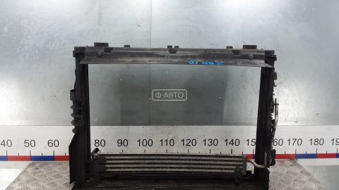 Передняя панель крепления облицовки (телевизор)