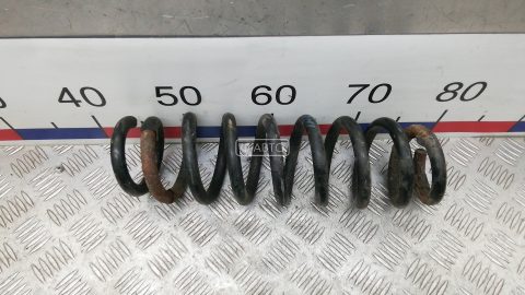 Пружина задняя