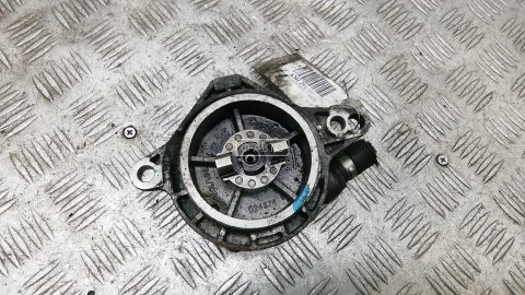 Насос вакуумный