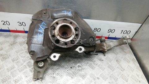 Ступица передняя левая