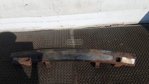 Усилитель бампера передний (кронштейн)