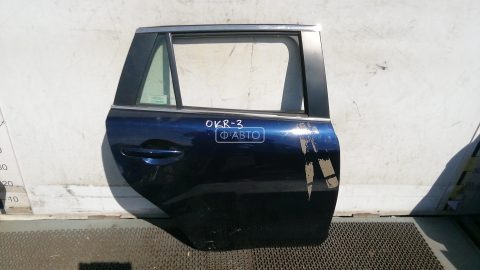 Дверь задняя правая