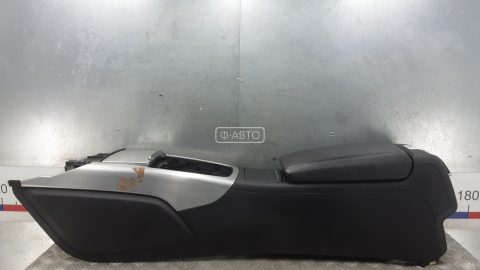 Подлокотник центральный