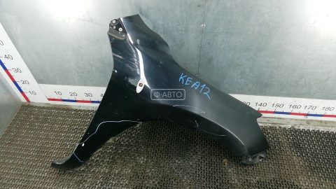 Крыло переднее правое