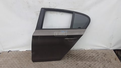 Дверь задняя левая