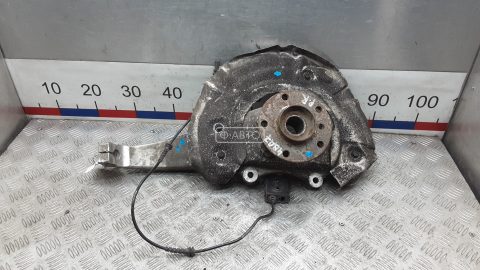 Ступица передняя правая