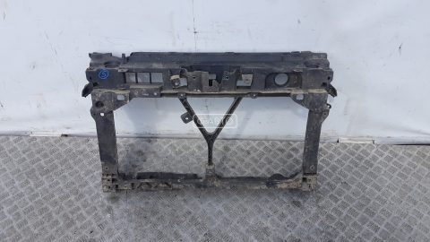 Передняя панель крепления облицовки (телевизор)