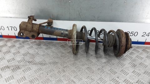 Стойка задняя левая