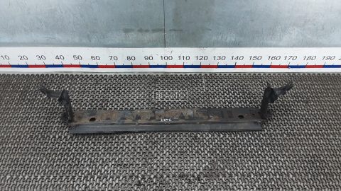 Подрамник радиаторов