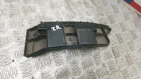 Крепление бампера заднее