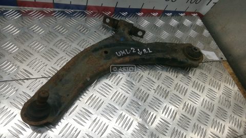Рычаг передний нижний левый