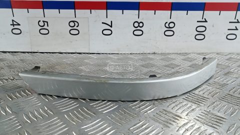 Ус под фару (ресничка) правый