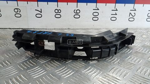 Крепление бампера заднее