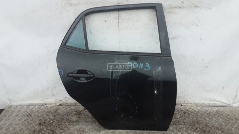 Дверь задняя правая