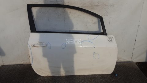 Дверь передняя правая