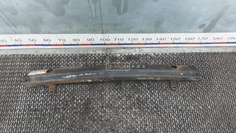 Усилитель бампера передний (кронштейн)