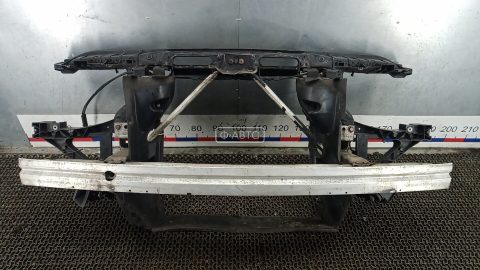 Передняя панель крепления облицовки (телевизор)