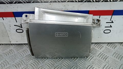 Ус под фонарь правый