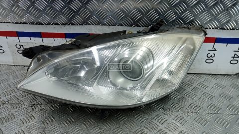 Фара левая