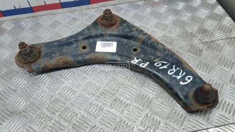 Рычаг передний нижний правый