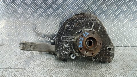 Ступица передняя правая