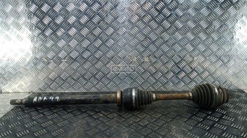 Привод передний правый