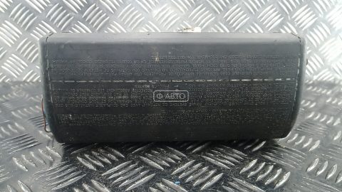 Подушка безопасности пассажира