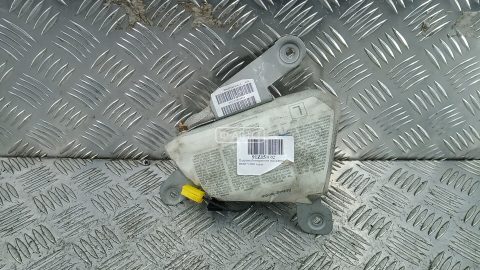 Подушка безопасности пассажира