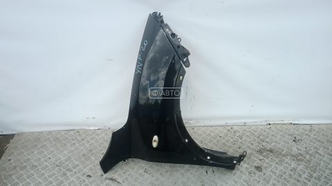 Крыло переднее правое