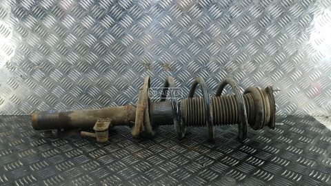 Стойка передняя левая