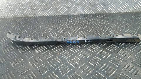 Крепление бампера заднее