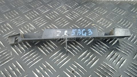 Крепление бампера заднее