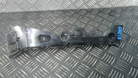 Крепление бампера заднее