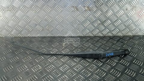 Щеткодержатель лобового стекла