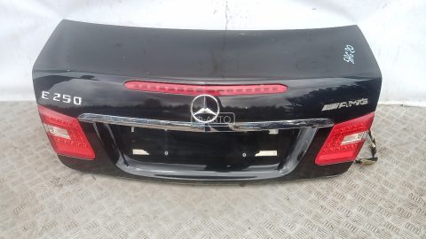 Крышка багажника