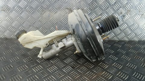 Вакуумный усилитель тормозов