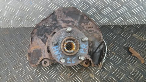 Ступица передняя правая