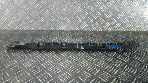 Крепление бампера заднее