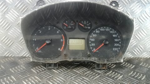 Щиток приборов