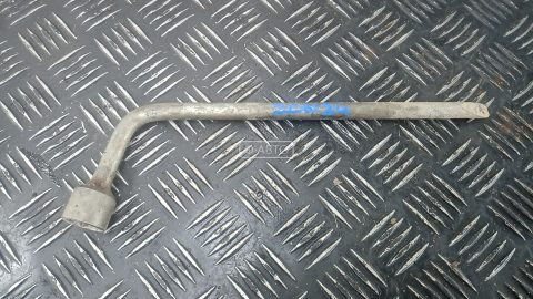 Ключ колесный