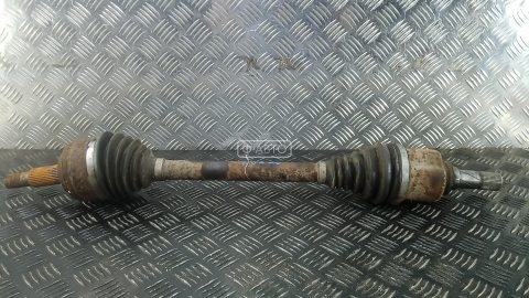 Привод передний левый