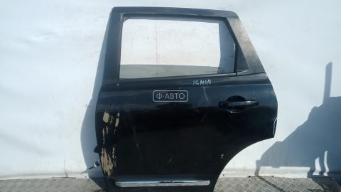 Дверь задняя левая