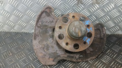 Ступица передняя правая