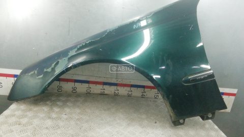 Крыло переднее левое