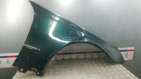 Крыло переднее правое