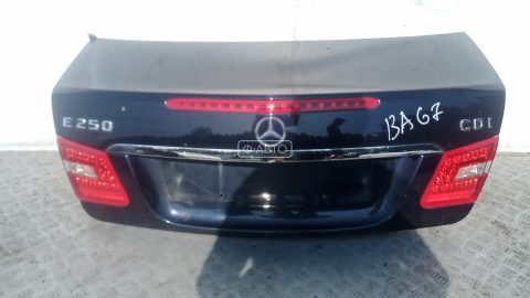 Крышка багажника