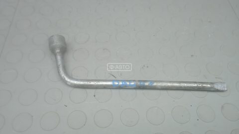 Ключ колесный